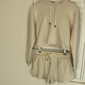 FEAT Cropped Hoodie and Shorts Set In Oatmeal (Evru) Size Medium NWT